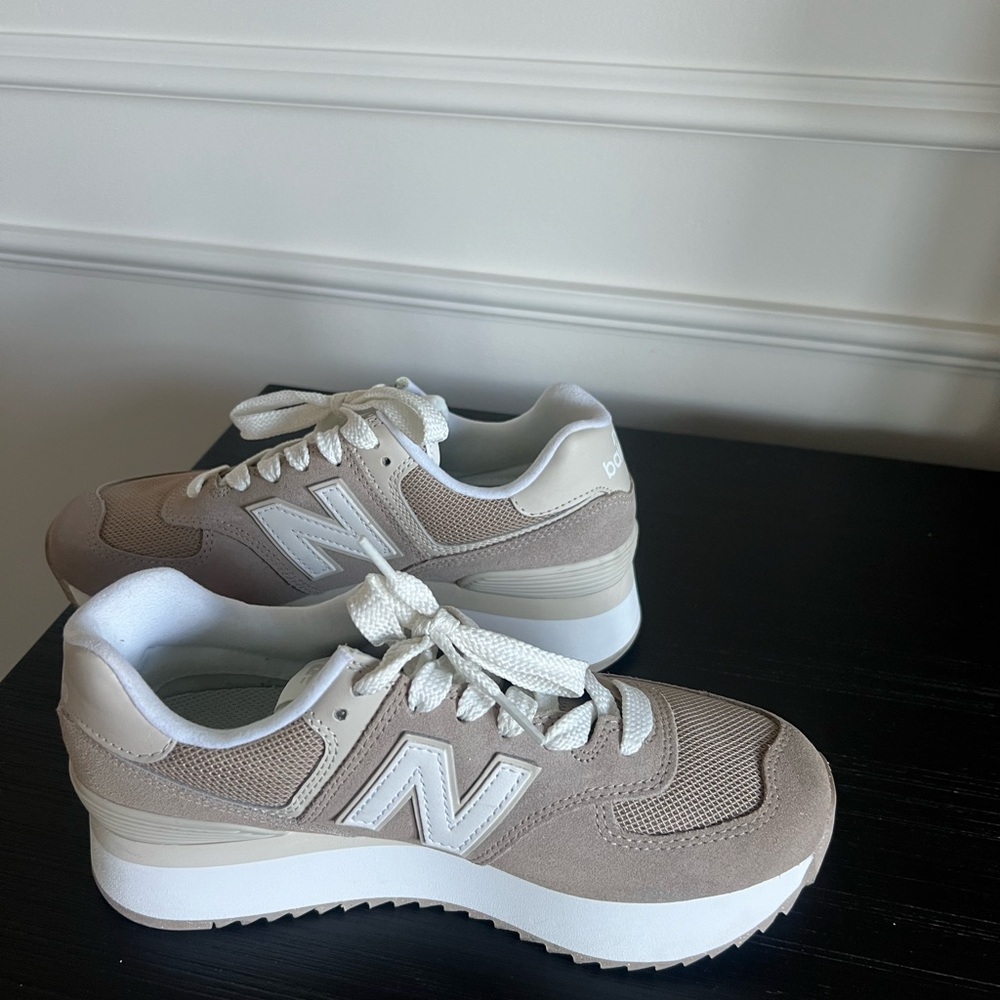 Pre-owned New Balance® 515+ Classics Women's Sneakers - Picture 3 of 6